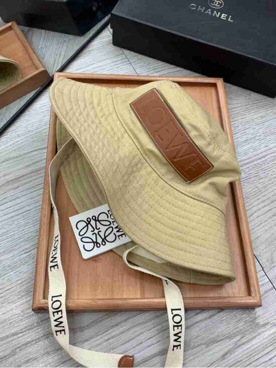 Authentic Loewe Logo Patch Bucket Hat Beige Canvas with Chin Strap NWT main image 5